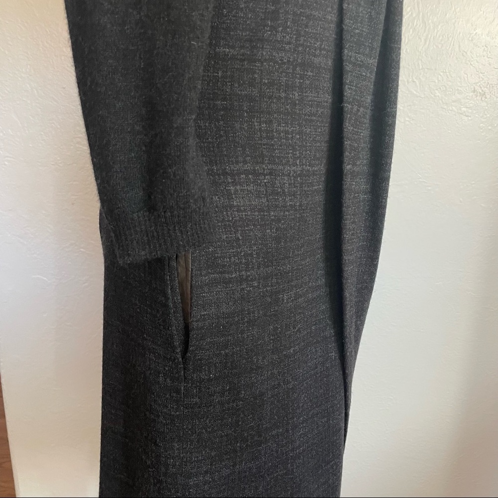 ❌SOLD❌ Hugo Boss Grey Wool Dress - Picture 5 of 6